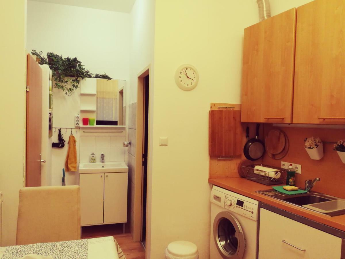 Jungle Apartment Vienna Self Check-In Exterior photo